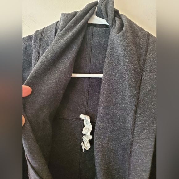 Women's Grey/Charcoal, Lululemon Iconic Wrap Sweater, Size 6 - Picture 8 of 11